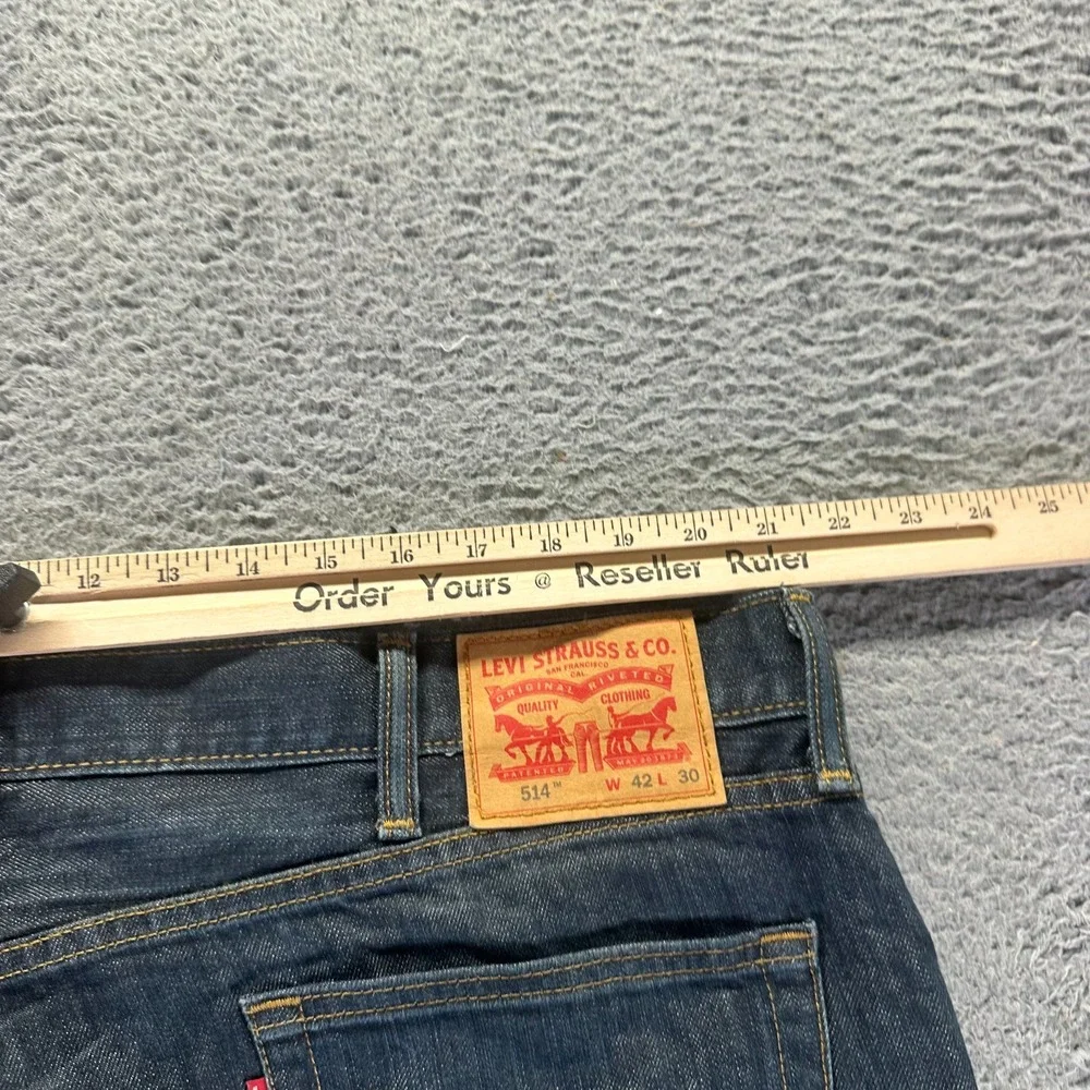 Levis before purchasing